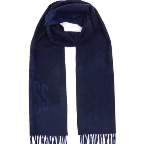 Mark Cross Scarf - Picture 4 of 5